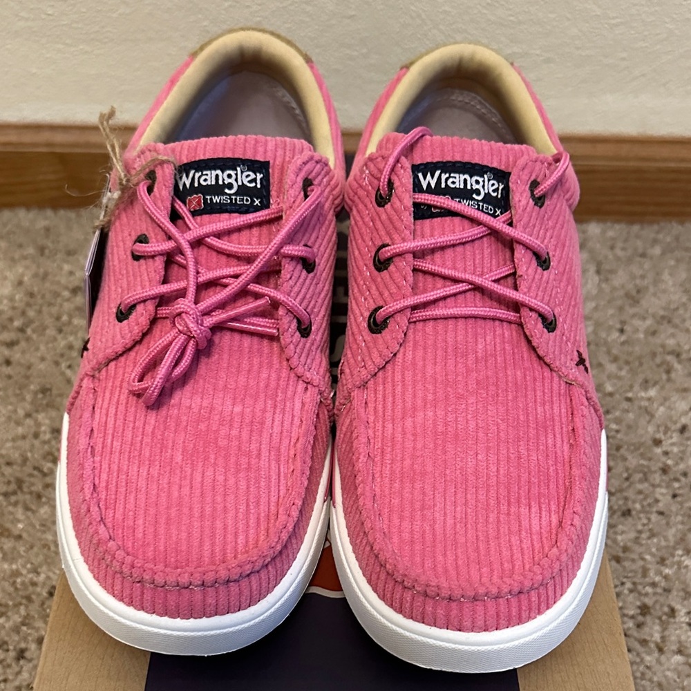 NWT Twisted X Vibrant Pink Corduroy Shoes - Picture 8 of 8
